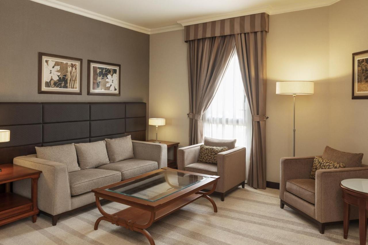 Sheraton & Towers Hotel